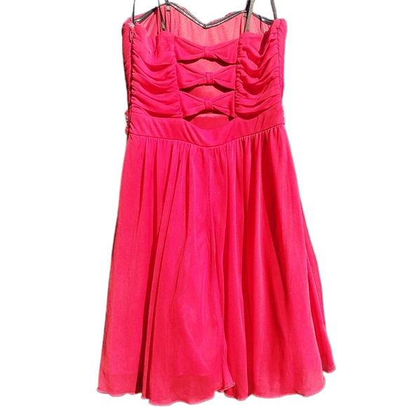 Red Xtraordinary Homecoming Dress Size 5 Juniors - Picture 7 of 10